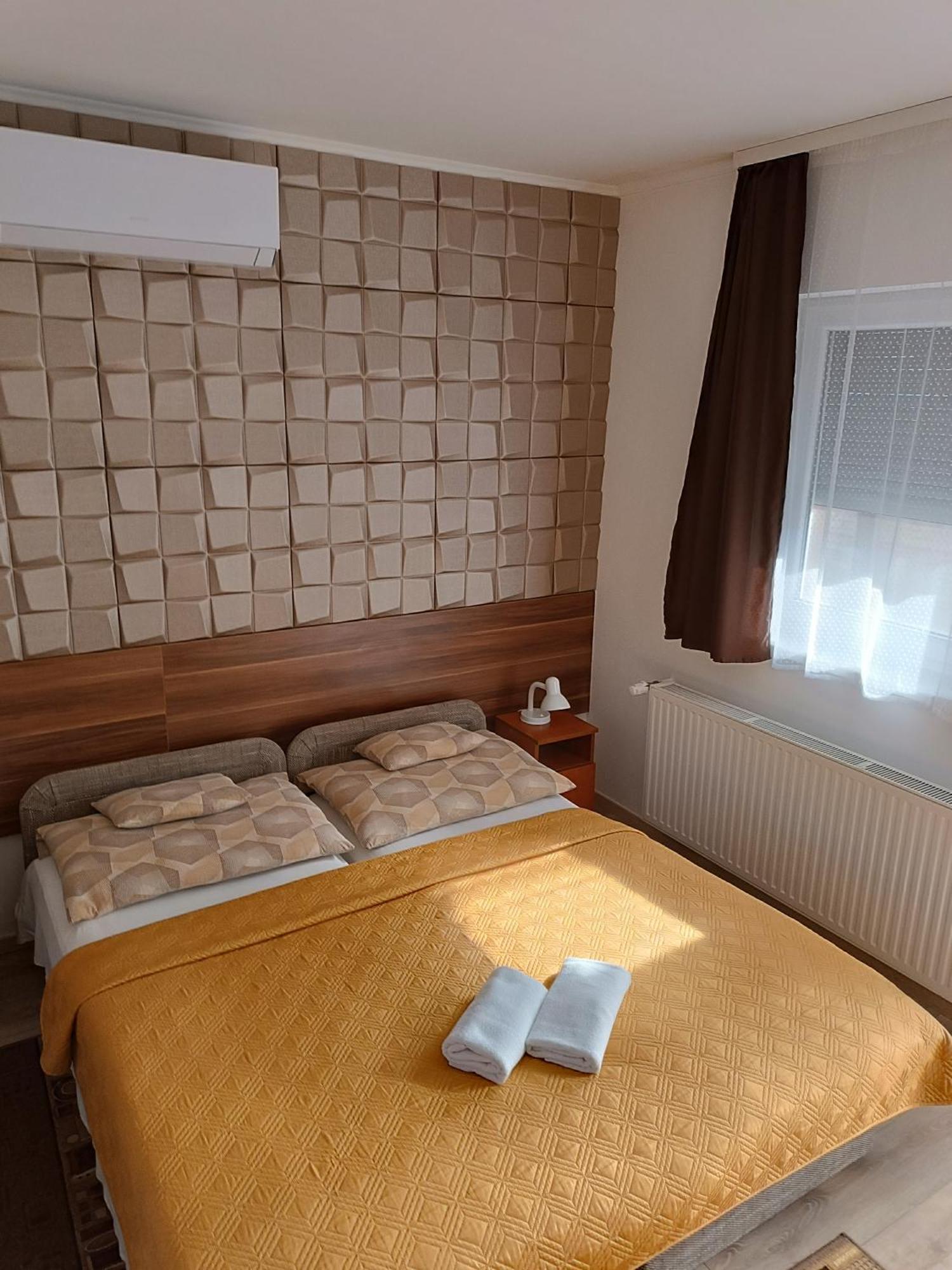 Boglarka Vendeghaz Apartament