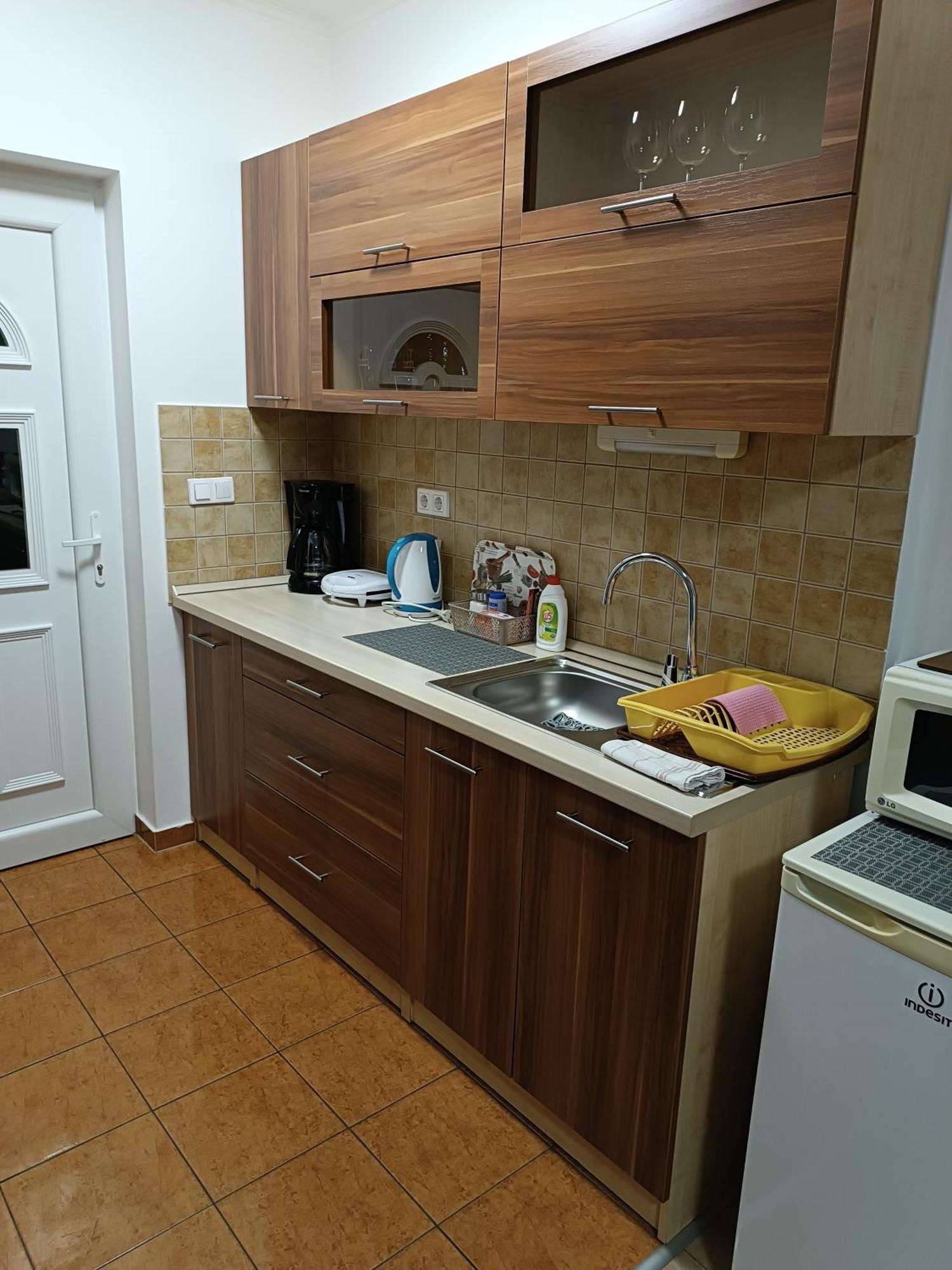 Boglarka Vendeghaz Apartament Mosonmagyaróvár