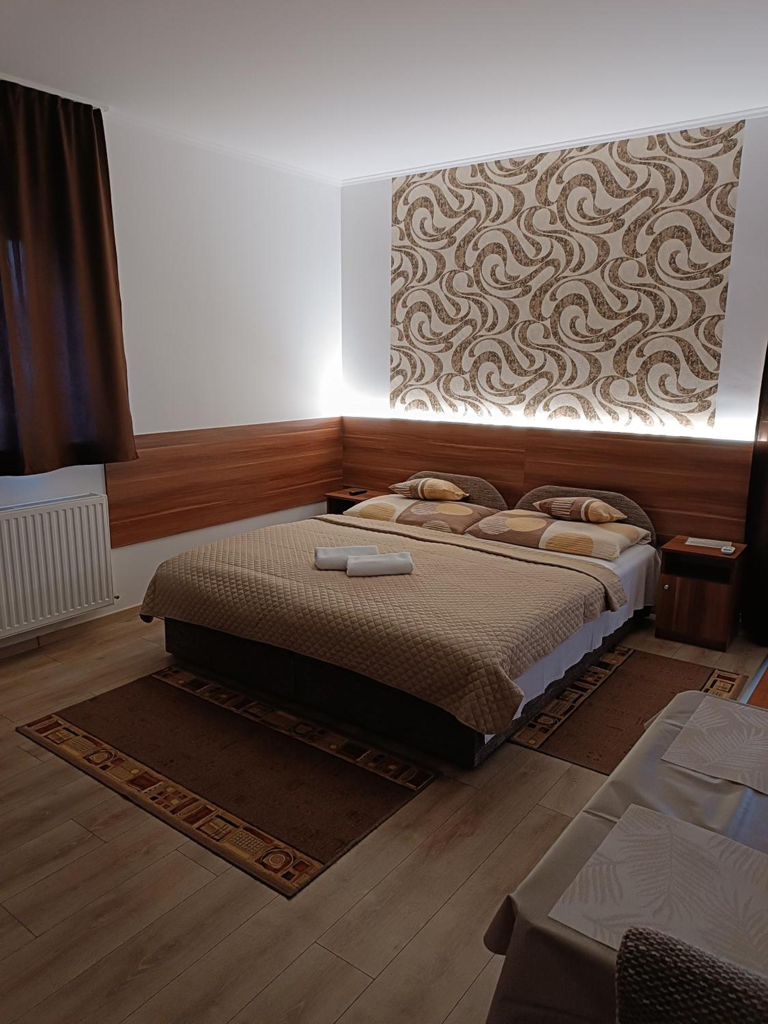 Boglarka Vendeghaz Apartament *
